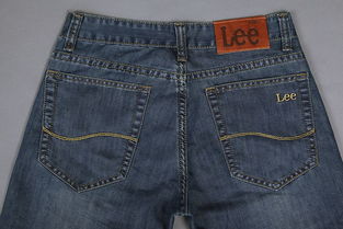 牛仔风尚 正品Lee男式牛仔裤的时尚魅力